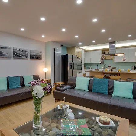 4 Bed In Robin Hoods Bay G0003 罗宾胡兹贝
